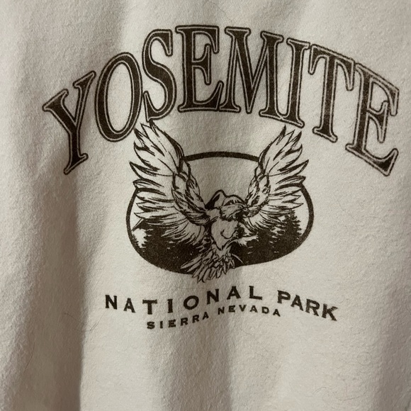 Yosemite crew neck sweater Size 6 (small) - Picture 2 of 4